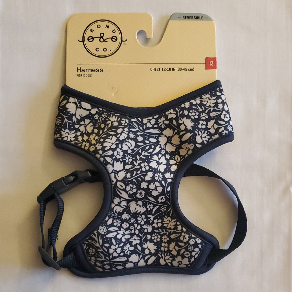 Bond & Co. Navy Blue and White Reversible Dog Harness Size XS